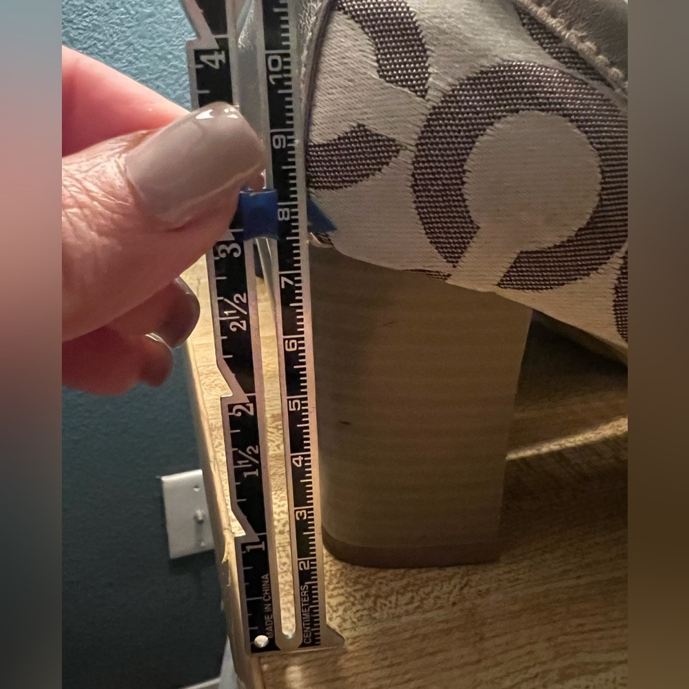 Coach Metallic Silver Signature Canvas Turnlock Ballet Heels - Picture 4 of 4